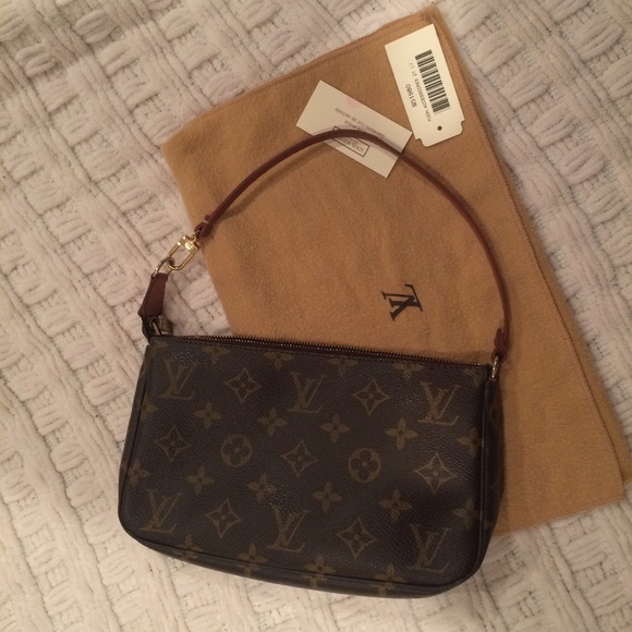 Authentic LV pochette