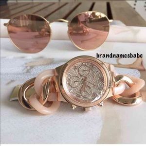 SALE💥Michael Kors Rose gold Chronograph watch