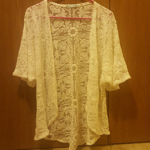 Cream lace open cardigan