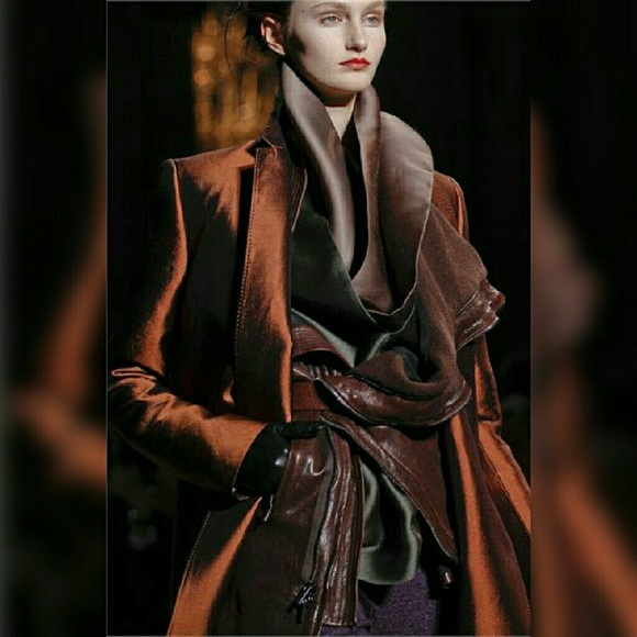 Meet your Posher, Whitney - Picture 2 of 3