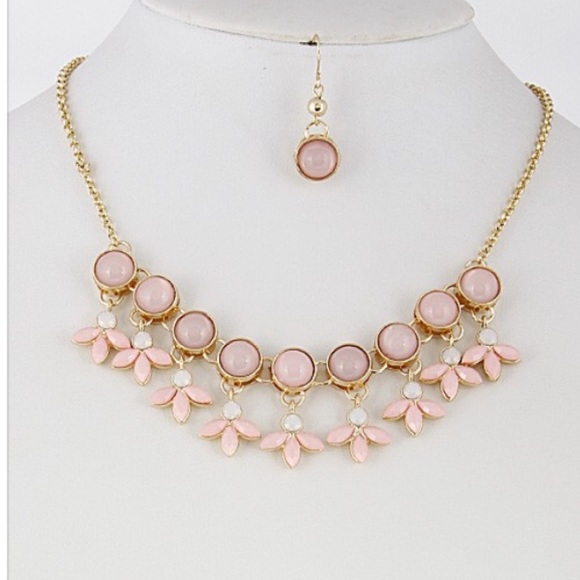 ✨Summer Inspired Necklace Set