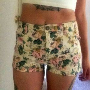 High wasted floral shorts