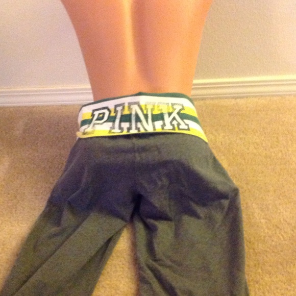 Victoria Secret yoga pants Large
