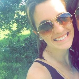 Meet your Posher, Mlynn