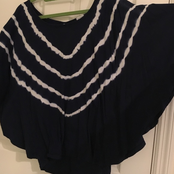 Navy Blue And White Flowy Shirt - Picture 2 of 3