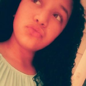 Meet your Posher, Alejandra