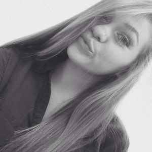 Meet your Posher, Hailey