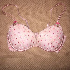 Victoria Secret Plunge Bra