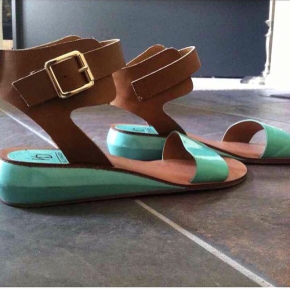 Kelsi Dagger Gladiator sandals