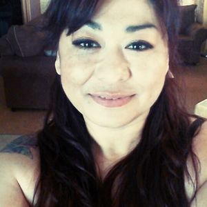 Meet your Posher, Adelita