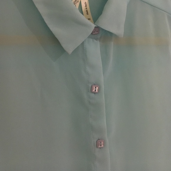 Aqua Flowy Tank - Picture 2 of 3