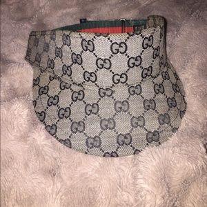 Gucci hat 🌸 visor that is adjustable!