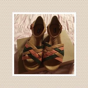 SOLD Gee' WaWa leather sandals