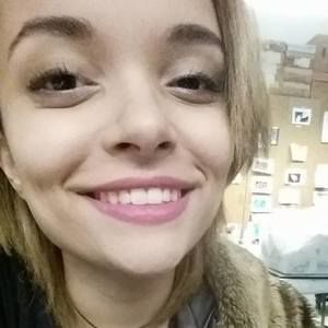 Meet your Posher, Monica
