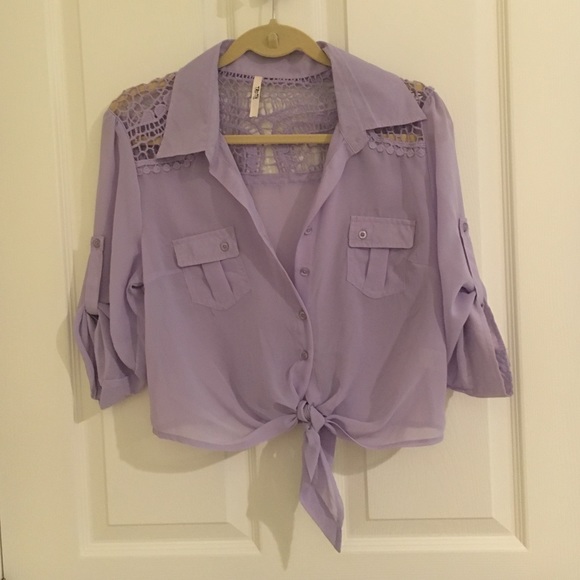 Lacy Crop - Picture 1 of 3