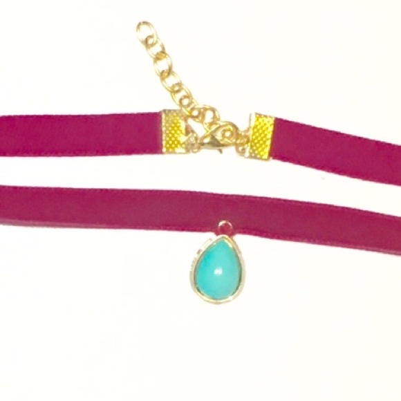 Fuchsia Princess Choker - Picture 2 of 3
