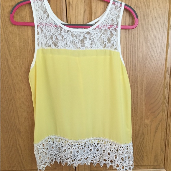 Yellow tank with white lace