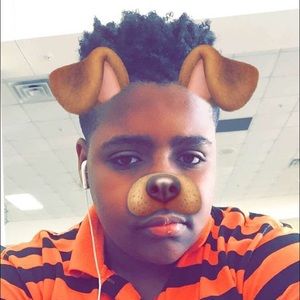 Meet your Posher, Elijah