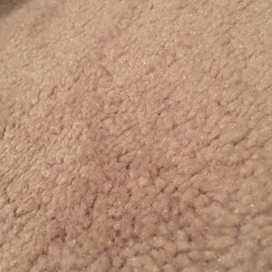 Meet your Posher, Tee