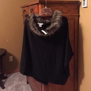 White House Black Market black poncho fur collar