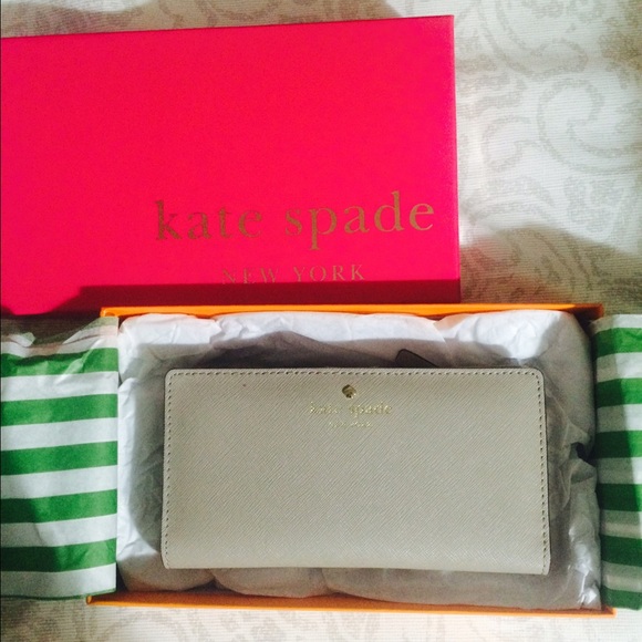 kate spade Handbags - NWT Kate spade cedar street Stacy