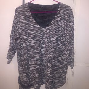 Black and white oversized sweater blouse