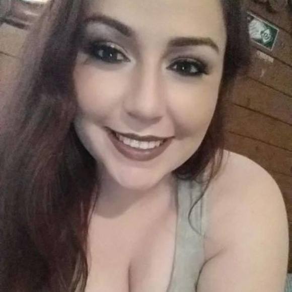 Meet your Posher, Sabrina - Picture 1 of 1