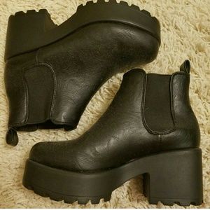 Publicdesire.com boots