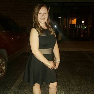 Meet your Posher, Crystal