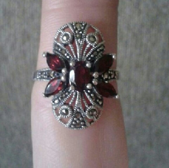 Artisan Natural 5ctwGarnet/Marcasite Solid925S Rg - Picture 2 of 3