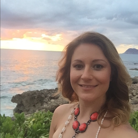 Meet your Posher, Minodora - Picture 1 of 1