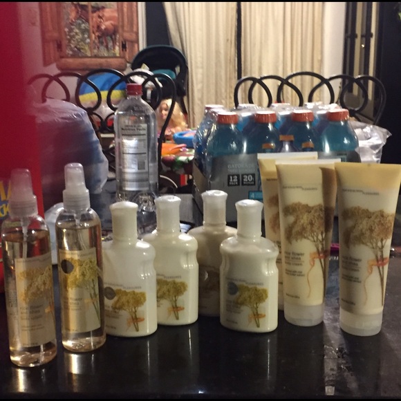Bath and body rice flower and Shea