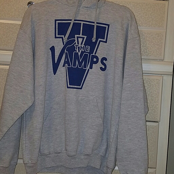 Tops - Brand new vamps 2015 us tour hoodie
