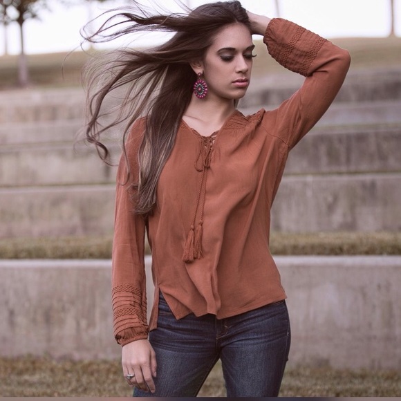 Welcome to my closet!💋 - Picture 4 of 4