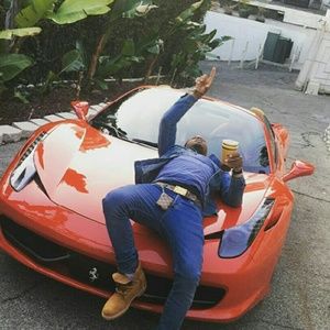 Meet your Posher, Shak