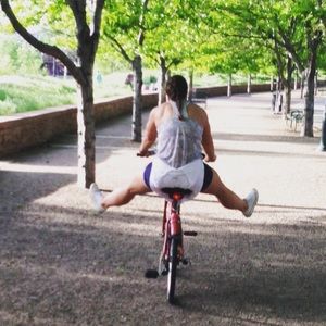 Meet your Posher, Adrianne