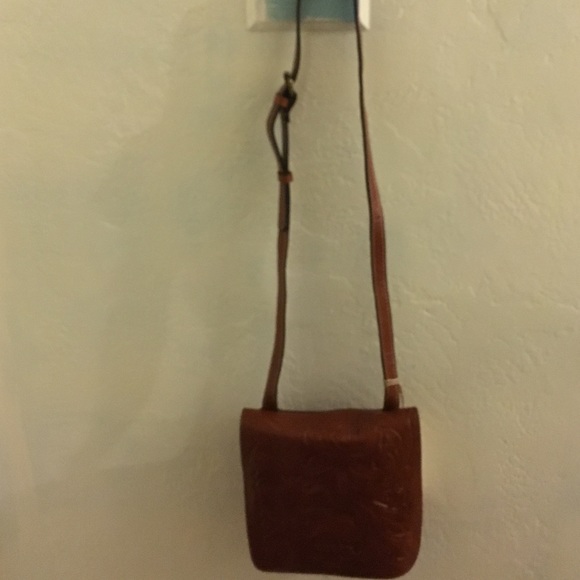 Lethal hand bag