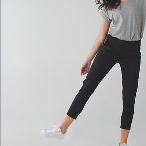 Black lululemon city trek trouser size 2