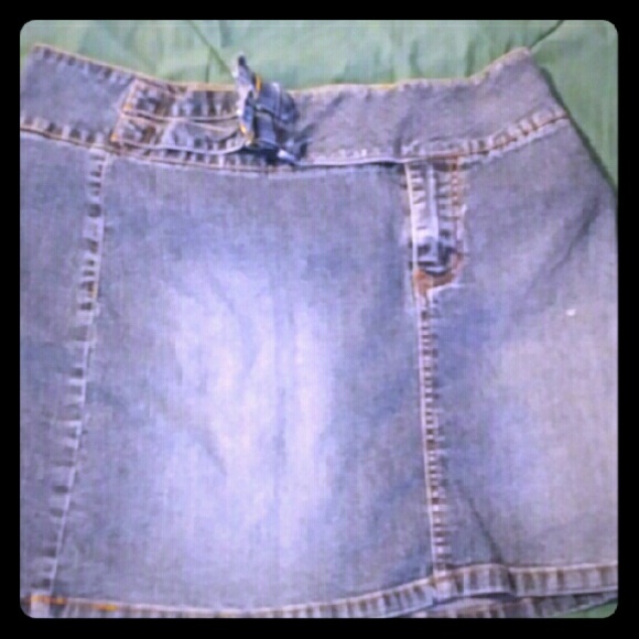 Jean mini