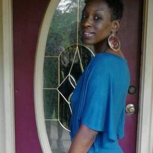 Meet your Posher, Pam