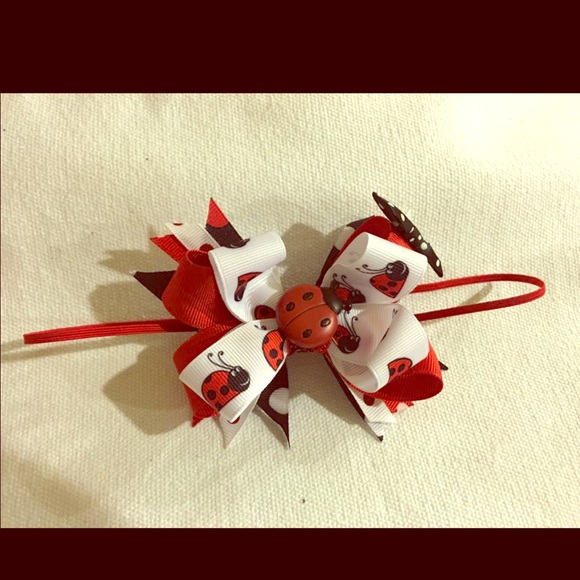 Lady bug bow
