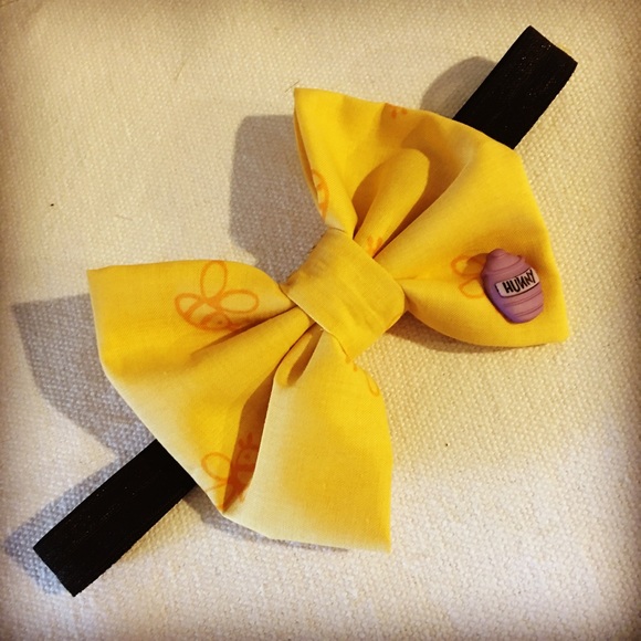 Winnie the Pooh bow