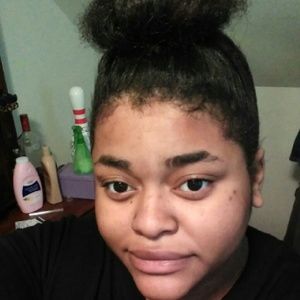 Meet your Posher, Melisha