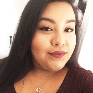 Meet your Posher, Monique