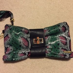 Snakeskin print handbag