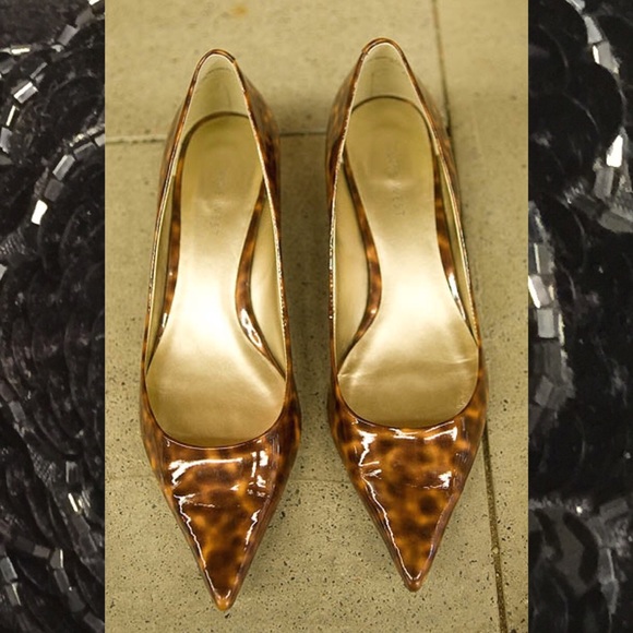 Leopard print point toe Nine West kitten heel
