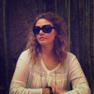 Meet your Posher, Ellen