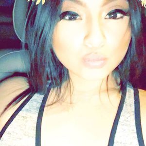 Meet your Posher, Kimbella