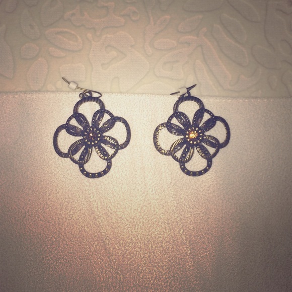 Flower earrings