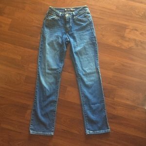 Straight Leg Levis Jeans